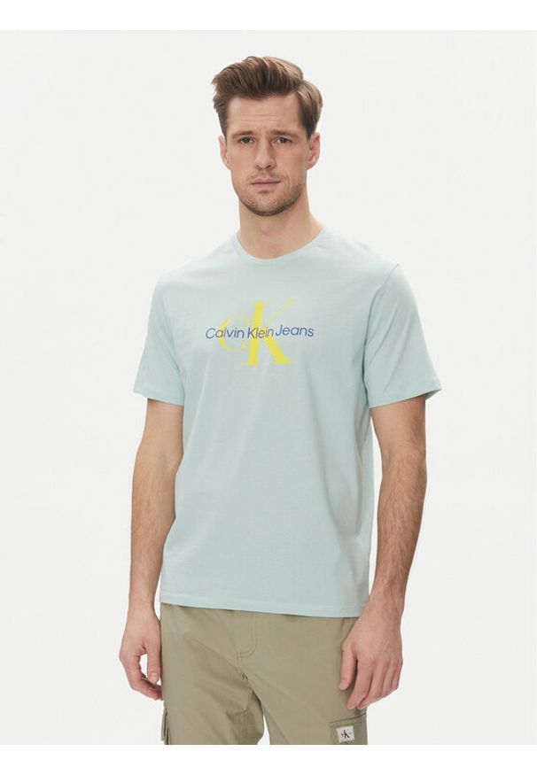 Calvin Klein Jeans T-Shirt Hero LV040EM286 Zielony Regular Fit. Kolor: zielony. Materiał: bawełna