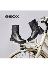 Geox Trapery D Hoara E D94FTE 00085 C9999 Czarny. Kolor: czarny. Materiał: skóra