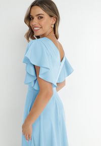 Born2be - Niebieska Rozkloszowana Sukienka Zdobiona Falbanami Emilienne. Okazja: na spacer, na co dzień, na randkę. Kolor: niebieski. Materiał: jeans, tkanina. Wzór: gładki, jednolity, aplikacja. Typ sukienki: proste, rozkloszowane. Styl: casual, klasyczny, elegancki, wizytowy. Długość: maxi #4