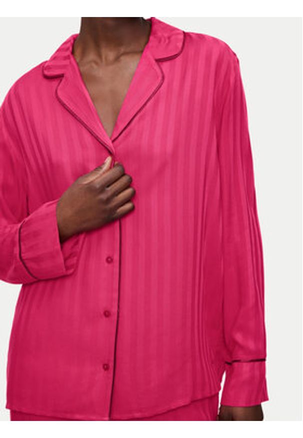 Triumph Piżama Amourette Jacquard 10225073 Różowy Relaxed Fit. Kolor: różowy. Materiał: wiskoza