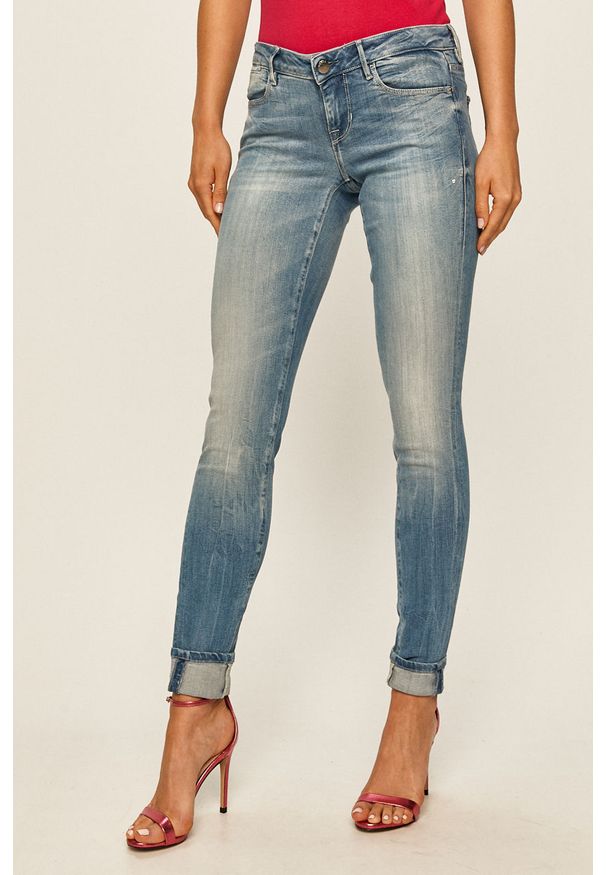 Guess Jeans - Jeansy Jegging. Kolor: niebieski. Materiał: jeans