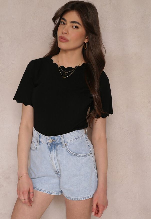 Renee - Czarna Dzianinowa Bluzka z Nieregularnymi Krawędziami Datria. Kolor: czarny. Materiał: dzianina