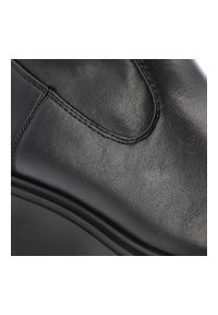 Czarne Botki Maciejka Stylowe Buty Damskie Na Platformie. Okazja: na co dzień. Kolor: czarny. Materiał: skóra. Szerokość cholewki: normalna. Obcas: na platformie. Styl: elegancki #5