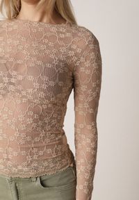Born2be - Beżowa Bluzka Koronkowa z Transparentnego Materiału Hermatea. Okazja: na co dzień. Kolor: beżowy. Materiał: materiał, koronka. Styl: casual, elegancki, klasyczny #6
