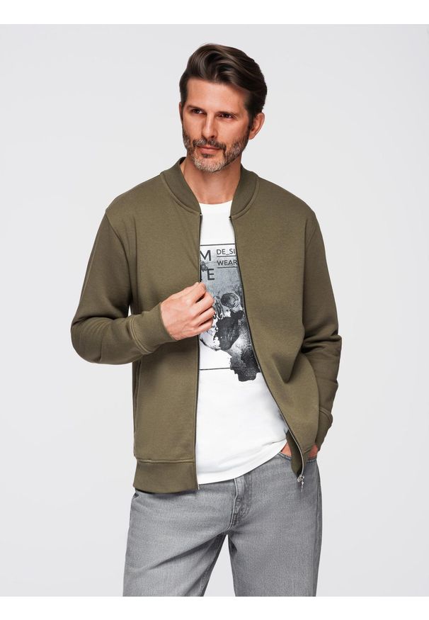 Ombre Clothing - Bawełniana rozpinana bluza męska dresowa bomberka – khaki V1 - Rozmiar: XXL. Okazja: na co dzień. Kolor: brązowy. Materiał: bawełna, dresówka. Wzór: aplikacja. Styl: elegancki, sportowy, casual