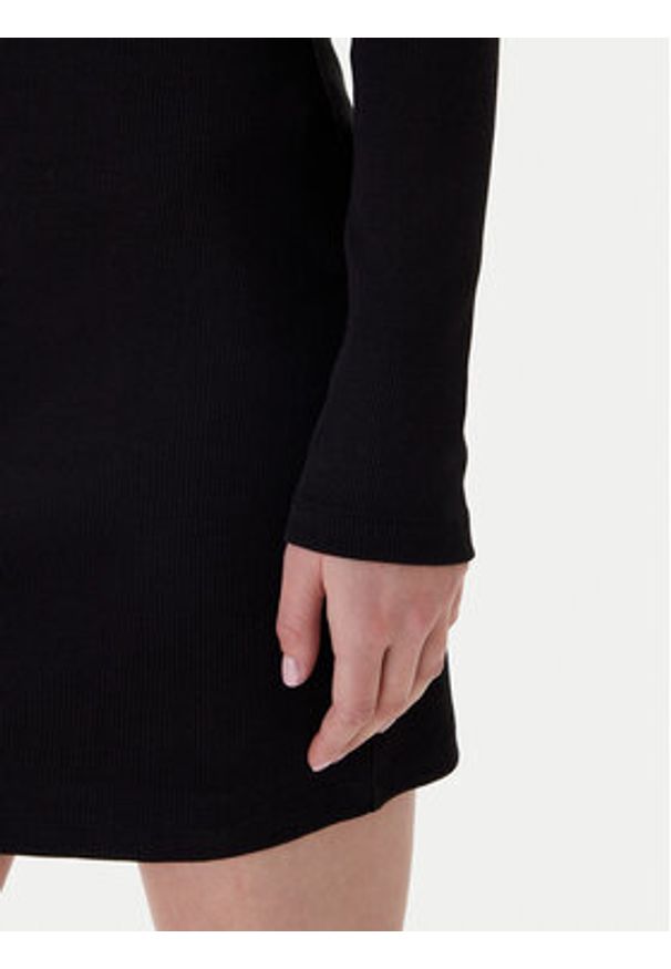 Calvin Klein Jeans Sukienka codzienna LV047E204G Czarny Slim Fit. Okazja: na co dzień. Kolor: czarny. Materiał: bawełna. Typ sukienki: proste. Styl: casual