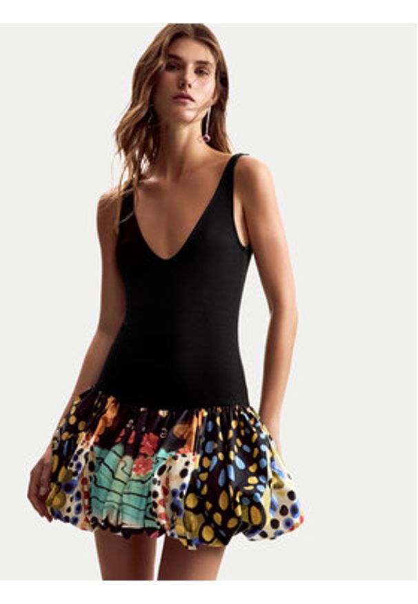 Desigual Sukienka koktajlowa Sparckler Lacroix 26SWVK11 Czarny Slim Fit. Kolor: czarny. Materiał: bawełna. Styl: wizytowy