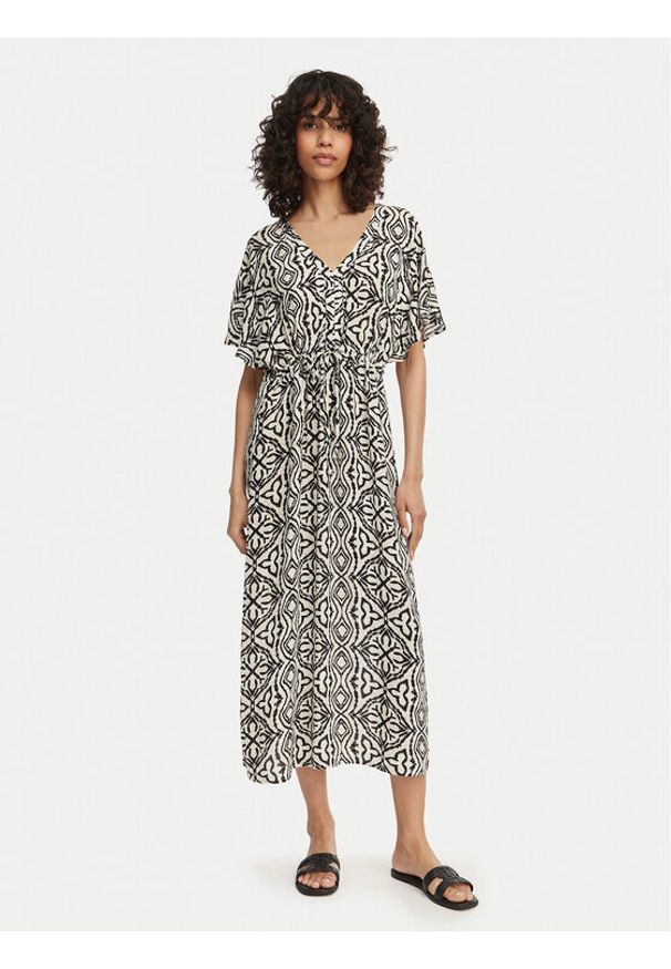 Vero Moda Sukienka codzienna Menny 10303701 Beżowy Regular Fit. Okazja: na co dzień. Kolor: beżowy. Materiał: wiskoza. Typ sukienki: proste. Styl: casual
