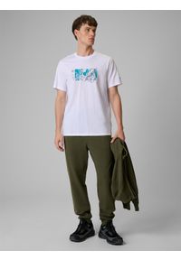 4f - 4F T-shirt regular z nadrukiem męski - biały S. Okazja: na co dzień. Kolor: biały. Materiał: dzianina, bawełna. Wzór: nadruk. Styl: casual #2