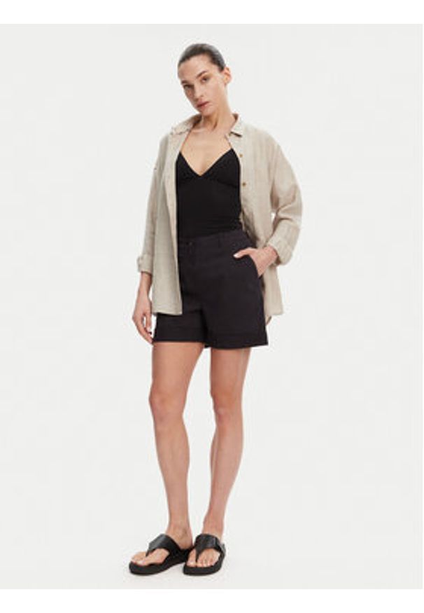 Barbour Szorty materiałowe LST0022NY73 Granatowy Regular Fit. Kolor: niebieski. Materiał: bawełna