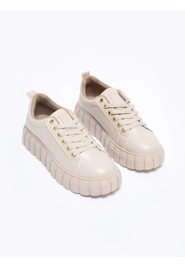 Big-Star - Sneakersy damskie beżowe MM274618 801. Kolor: beżowy. Materiał: jeans