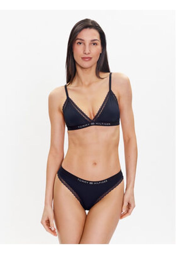 TOMMY HILFIGER - Tommy Hilfiger Stringi UW0UW04184 Granatowy. Kolor: niebieski. Materiał: syntetyk