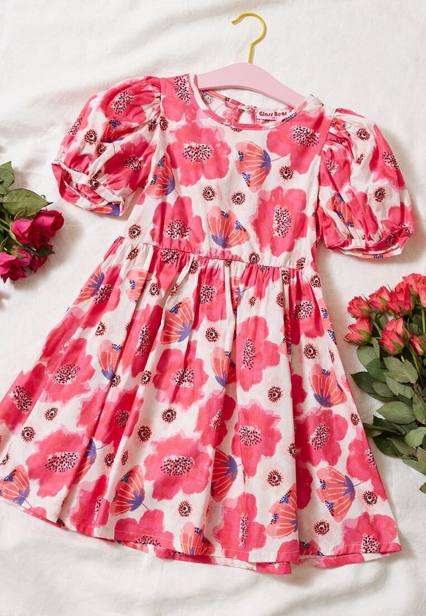 Born2be - Fuksjowa Rozkloszowana Sukienka Bawełniana w Kwiaty Aphroa. Kolor: różowy. Materiał: bawełna. Wzór: kwiaty. Sezon: lato