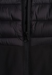 Born2be - Czarna Pikowana Kurtka Przejściowa z Kapturem i Elastycznymi Rękawami Nikitha. Okazja: na co dzień. Typ kołnierza: kaptur. Kolor: czarny. Materiał: jeans, nylon. Styl: casual, elegancki, sportowy, klasyczny #2