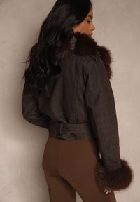 Renee - Brązowa Kurtka o Kroju Ramoneski z Ociepleniem Zdobiona Futrem Mevindana. Kolor: brązowy. Materiał: futro. Wzór: aplikacja #4