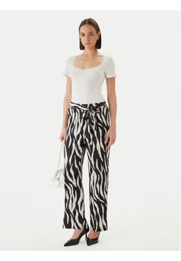 Morgan Bluzka 261-DAMOUR Biały Slim Fit. Kolor: biały. Materiał: bawełna