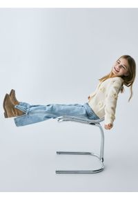 Reserved - Jeansy straight z kokardkami - niebieski. Kolor: niebieski #1