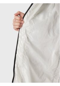 Calvin Klein Jeans Kurtka puchowa J20J219827 Biały Regular Fit. Kolor: biały. Materiał: puch, syntetyk