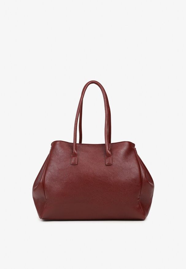 Born2be - Bordowa Torebka Typu Shopperka na Ramię z Klamrą Remille. Kolor: czerwony. Styl: klasyczny, casual, elegancki. Rodzaj torebki: na ramię