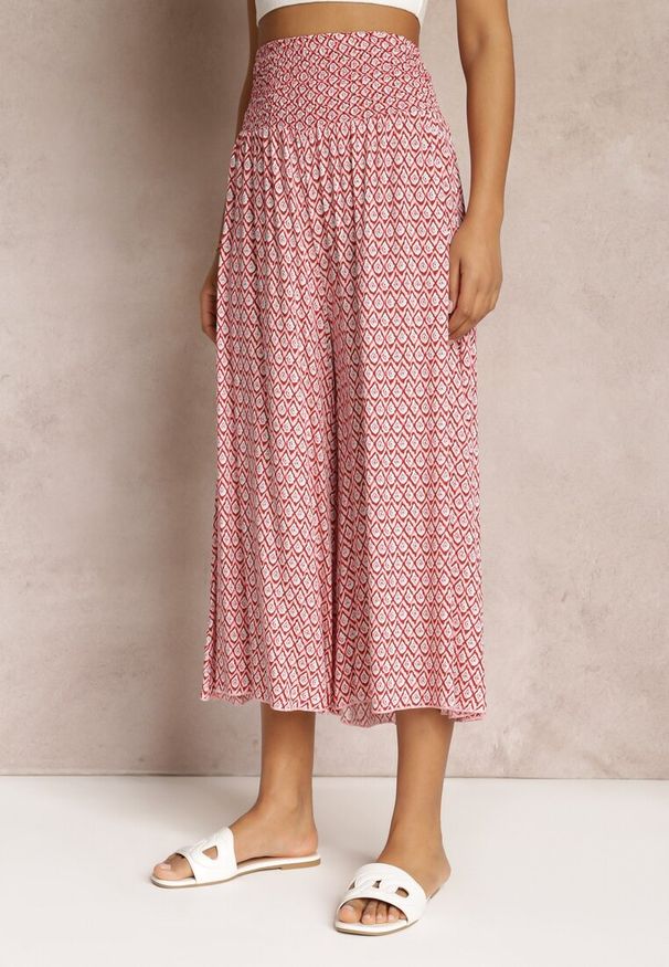 Renee - Różowo-Czerwone Szerokie Spodnie z Wiskozy z Marszczoną Gumką w Talii Mellody. Kolor: różowy. Materiał: wiskoza. Styl: boho