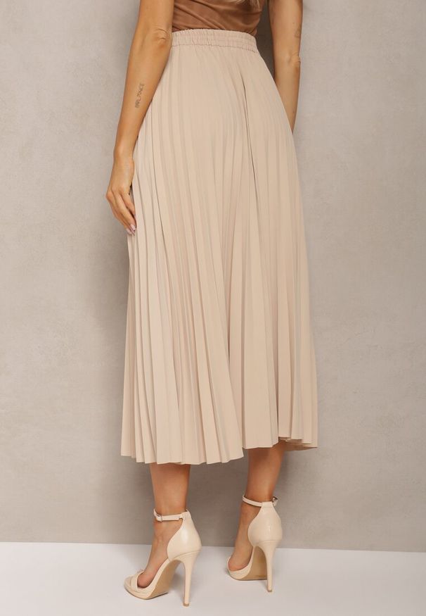 Renee - Beżowa Rozkloszowana Spódnica High Waist z Ozdobnymi Plisami i Gumką w Pasie Veratia. Okazja: na co dzień. Stan: podwyższony. Kolor: beżowy. Materiał: tkanina. Styl: casual, elegancki, wizytowy