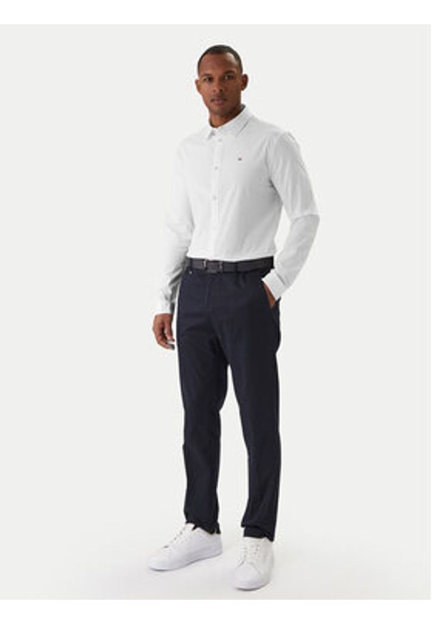 Tommy Jeans Koszula DM0DM04405 Biały Slim Fit. Kolor: biały. Materiał: bawełna