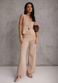 Renee - Jasnobrązowy Komplet z Wiskozą Szerokie Spodnie i Kamizelka z Aplikacjami 3D Hirimi. Kolor: brązowy. Materiał: wiskoza. Wzór: aplikacja #1