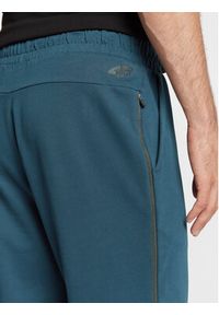 4f - 4F Spodnie dresowe H4Z22-SPMD012 Granatowy Regular Fit. Kolor: niebieski. Materiał: dresówka, bawełna #6