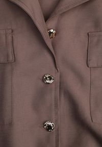 Born2be - Brązowy Bawełniano-Lniany Kombinezon Casual w Stylu Safari z Paskiem w Klamrą Cecis. Okazja: na co dzień. Kolor: brązowy. Materiał: bawełna, len. Długość: długie. Styl: casual #5