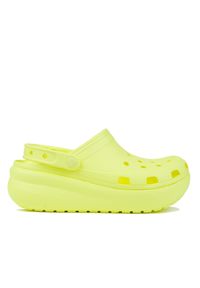 Klapki damskie sportowe na platformie Crocs CLASSIC. Kolor: żółty. Obcas: na platformie. Styl: sportowy