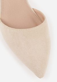 Renee - Beżowe Czółenka na Słupku Vices ze Skórzaną Wkładką i Paskiem przy Kostce Nurilora. Zapięcie: pasek. Kolor: beżowy. Materiał: skóra. Obcas: na słupku. Styl: elegancki. Wysokość obcasa: średni #3