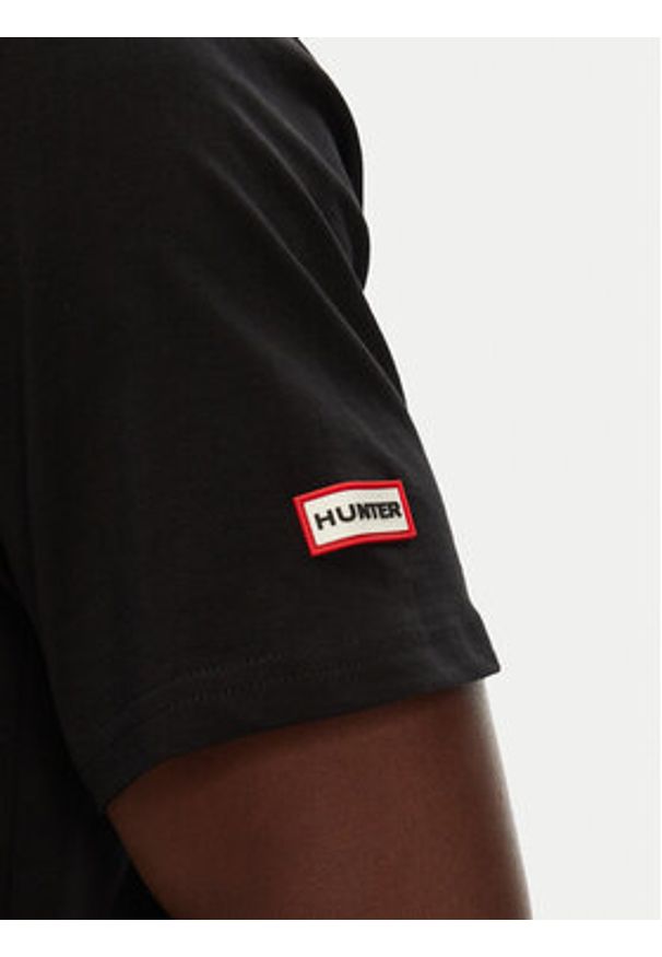 Hunter T-Shirt Duart Graphic HARM0033251 Czarny Regular Fit. Kolor: czarny. Materiał: bawełna