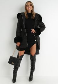 Born2be - Czarna Kurtka Nautifa. Kolor: czarny. Materiał: futro, tkanina. Długość rękawa: długi rękaw. Długość: długie #2
