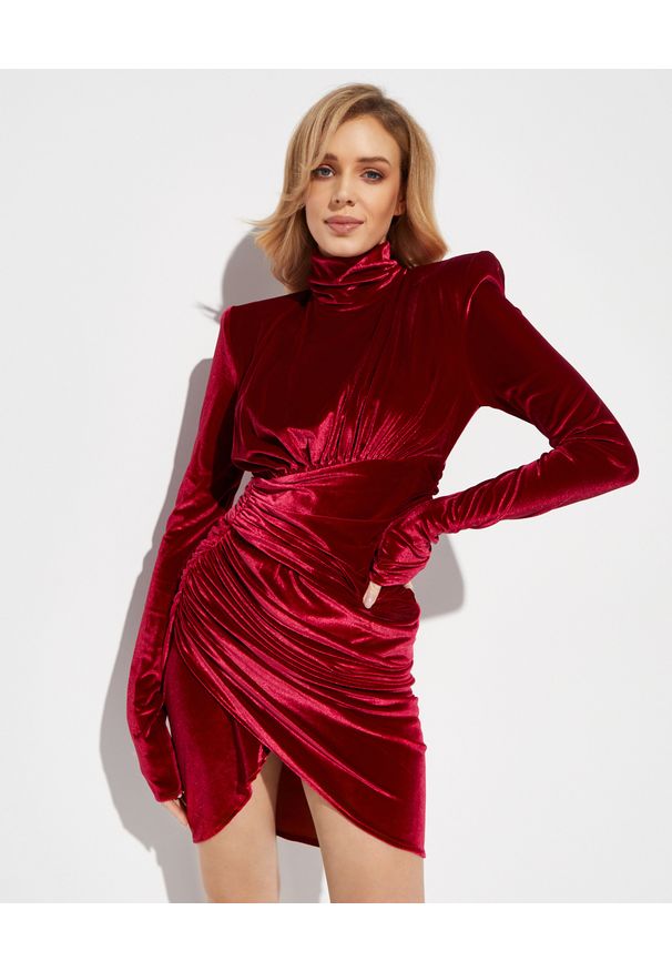 ALEXANDRE VAUTHIER - Czerwona sukienka mini z drapowaniem. Typ kołnierza: golf. Kolor: czerwony. Materiał: tkanina. Długość rękawa: długi rękaw. Styl: elegancki. Długość: mini