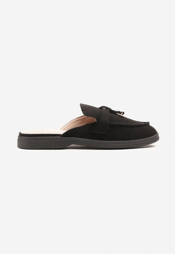 Born2be - Czarne Klapki Mule Typu Mokasyny z Ozdobną Aplikacją Iffarielle. Okazja: na co dzień. Kolor: czarny. Materiał: jeans. Wzór: aplikacja. Styl: klasyczny, elegancki, casual