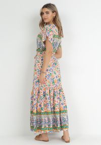 Born2be - Różowo-Niebieska Sukienka Maxi z Guzikami i Koronkowym Dekoltem Cristyn. Kolor: różowy. Materiał: koronka. Sezon: wiosna, lato. Długość: maxi #5