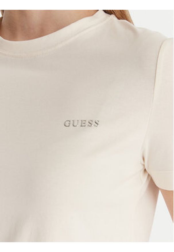 Guess T-Shirt V6RI07 J1314 Écru Regular Fit. Kolor: kremowy. Materiał: bawełna