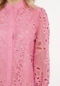 Born2be - Ciemnoróżowa Koszula z Ażurowej Koronki w Kwoaty Rarriana. Kolor: różowy. Materiał: koronka. Wzór: ażurowy, koronka #3