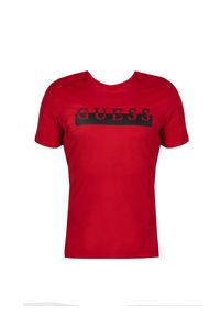 Guess T-Shirt "Lumy" | X2RI07KAK91 | Mężczyzna | Czerwony. Okazja: na co dzień. Kolor: czerwony. Materiał: bawełna. Wzór: nadruk. Styl: klasyczny, casual, elegancki