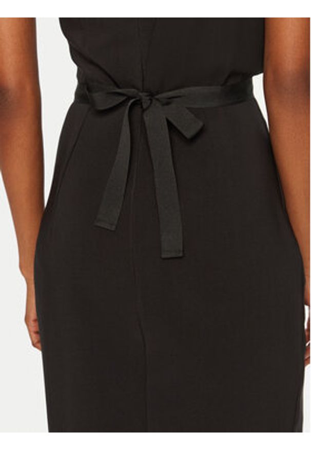 Rinascimento Sukienka koktajlowa CFC0121691003 Czarny Regular Fit. Kolor: czarny. Materiał: syntetyk. Styl: wizytowy