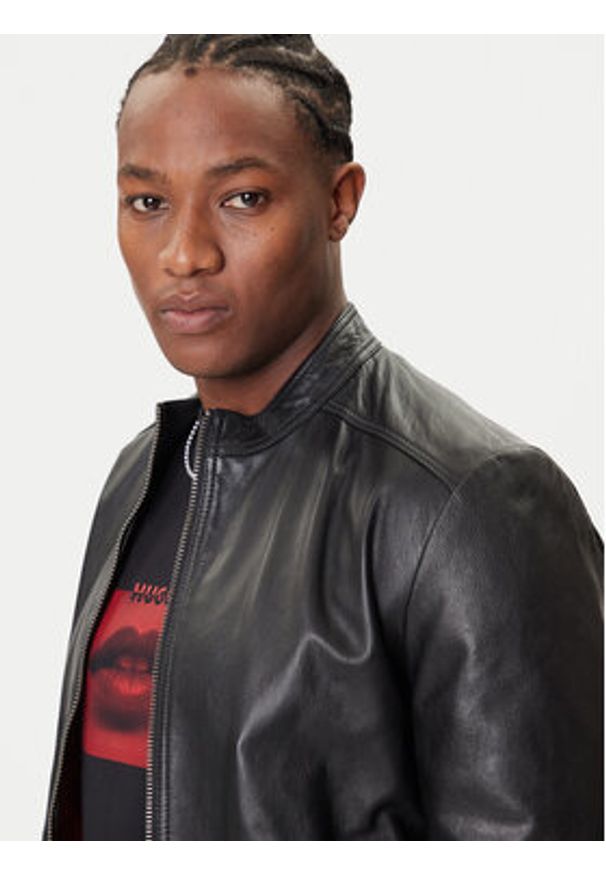 Hugo - HUGO Kurtka skórzana Lokis-3 50540984 Czarny Slim Fit. Kolor: czarny. Materiał: skóra