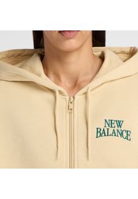 Bluza damska New Balance WJ61W2EEABC – żółta. Okazja: na co dzień. Typ kołnierza: kaptur. Kolor: żółty. Materiał: poliester, bawełna, materiał, dresówka. Wzór: napisy. Styl: casual, klasyczny #3
