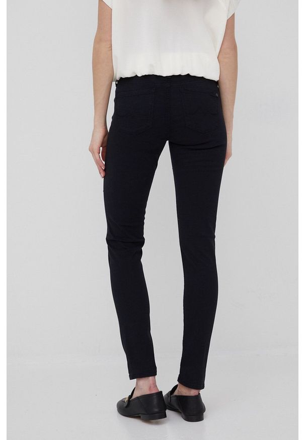 Pepe Jeans spodnie Soho damskie kolor czarny dopasowane medium waist. Kolor: czarny. Materiał: materiał