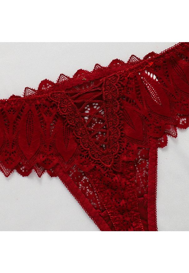 Intica - Stringi koronkowe bezszwowe dopasowane do ciała Dehlia. Kolor: beżowy. Materiał: koronka. Wzór: koronka