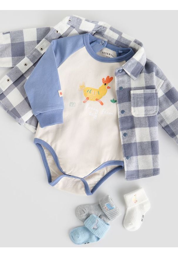 Reserved - Bawełniane body z nadrukiem - kremowy. Kolor: kremowy. Materiał: bawełna. Wzór: nadruk