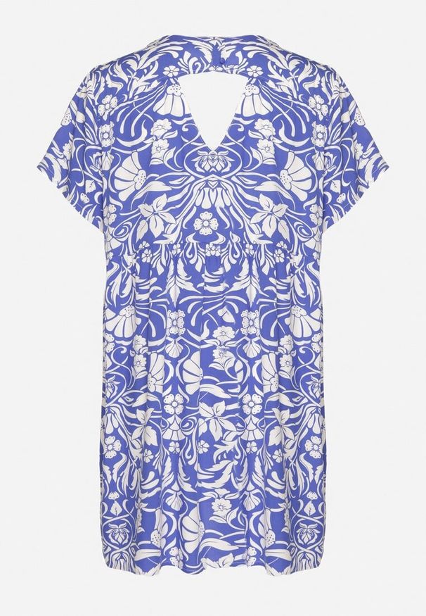 Born2be - Niebieska Pudełkowa Sukienka z Wiskozy w Kwiaty z Guzikami Liramiree. Okazja: na spacer, na imprezę, na co dzień. Kolor: niebieski. Materiał: wiskoza. Wzór: kwiaty. Typ sukienki: proste. Styl: klasyczny, casual, elegancki