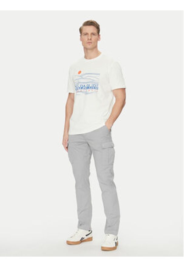 Napapijri T-Shirt S-Buti NP0A4INM Biały Regular Fit. Kolor: biały. Materiał: bawełna