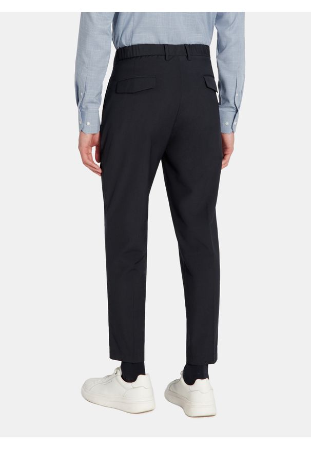 Pako Lorente - PAKO LORENTE - Granatowe casualowe spodnie męskie. Okazja: na co dzień. Kolor: szary, niebieski, czarny. Materiał: wełna, wiskoza. Wzór: gładki. Styl: casual