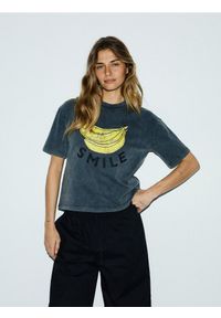 Reserved - T-shirt regular z nadrukiem - ciemnoszary. Kolor: szary. Materiał: dzianina, bawełna. Wzór: nadruk #1