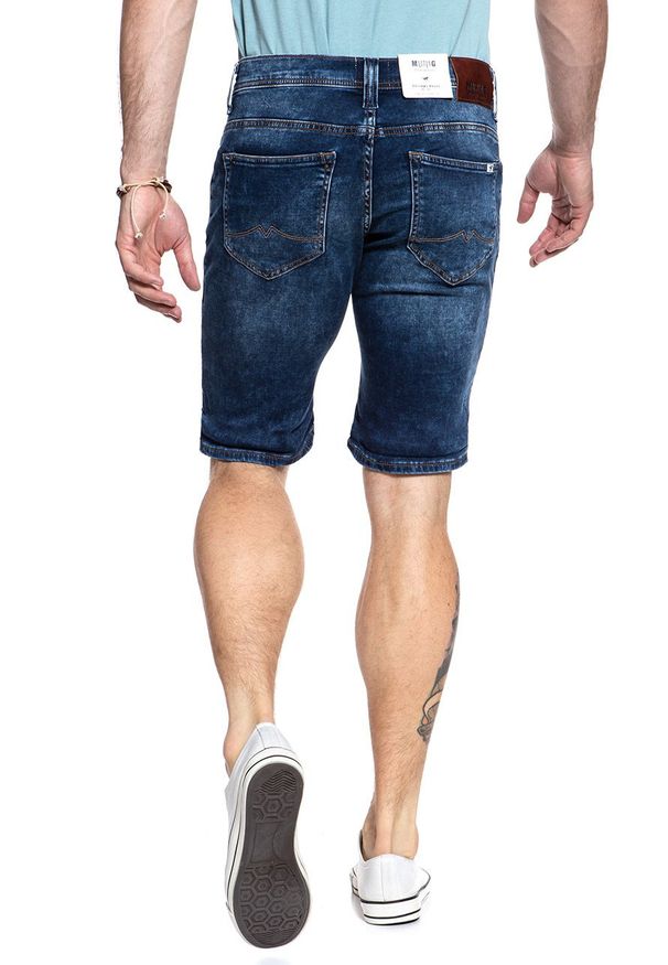 Mustang - SPODENKI MĘSKIE MUSTANG Chicago Short DENIM BLUE 1007113 5000 683. Materiał: denim